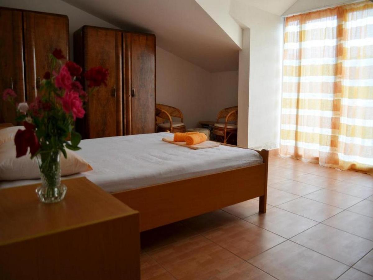 Holiday Home Carevic Gornja Brela 外观 照片
